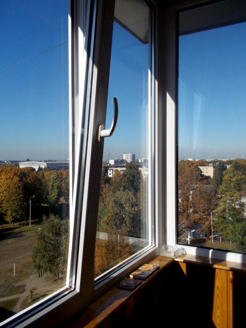 Apartment On Tankopiya Street Kharkiv Eksteriør billede